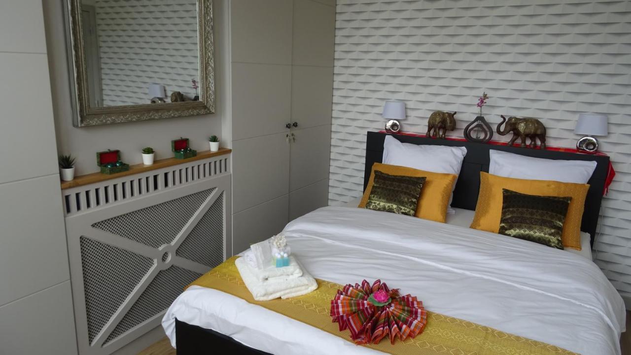Baan Siam Hotel Bruges Exterior photo